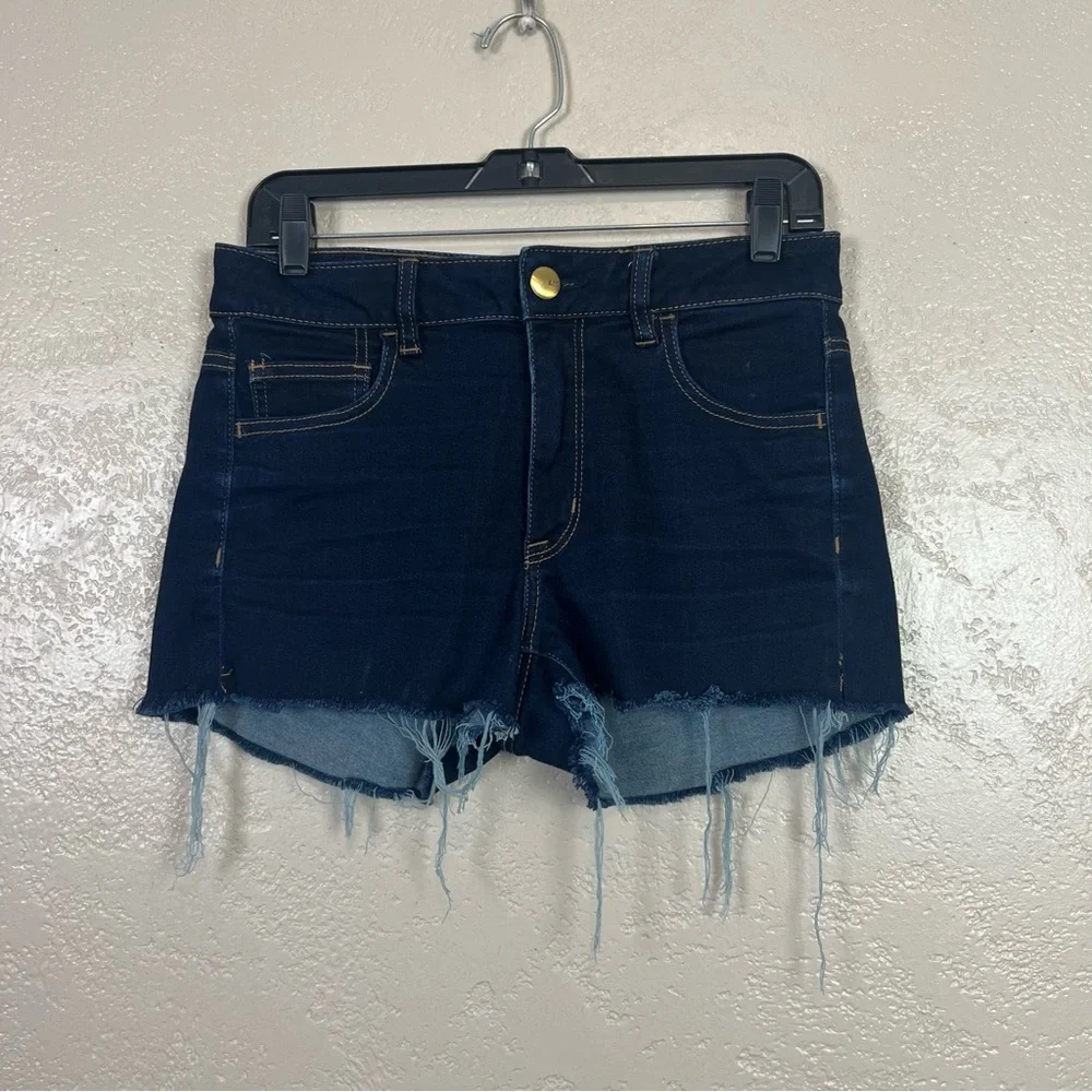 American Eagle Shorts Women's Sz. 8 Hi-Rise Shortie Super‎ Stretch Raw Hem Blue